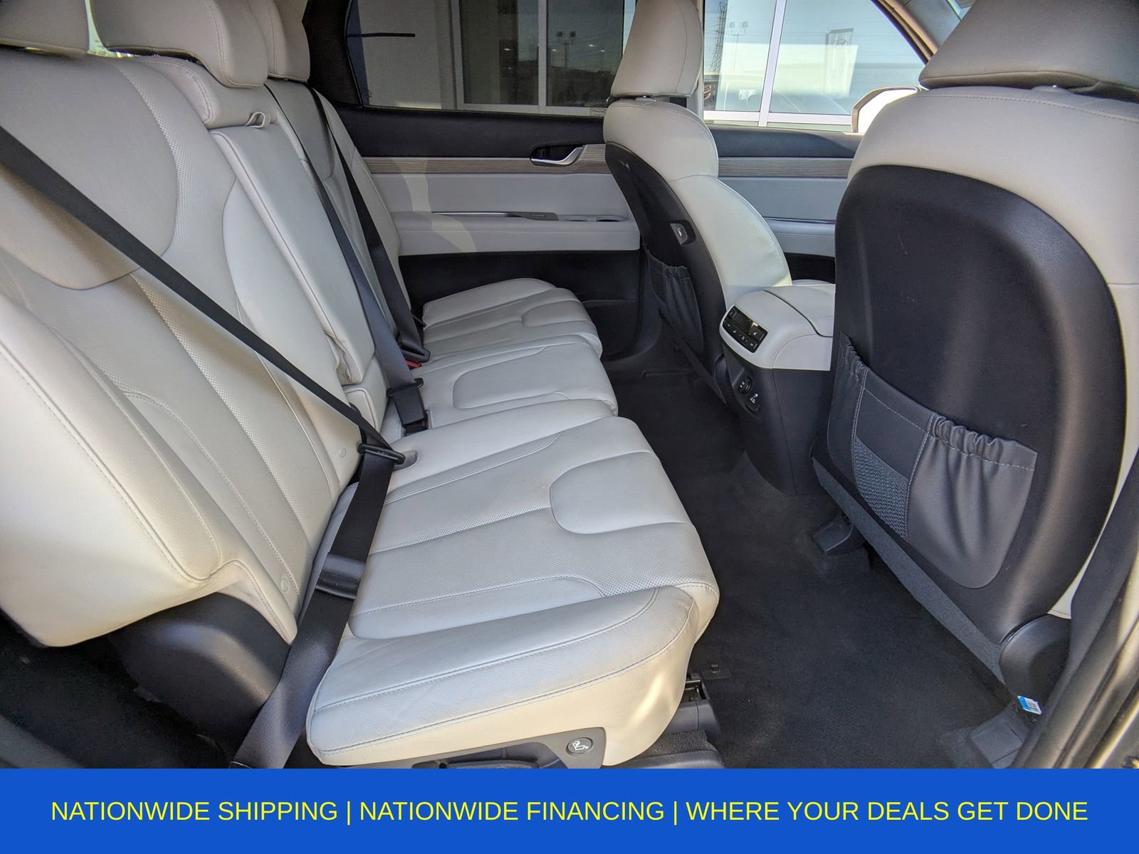 Used 2022 Hyundai Palisade SEL w/ 8P Bench Seat Package image 17