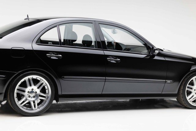 Used 2005 Mercedes-Benz E 500 Sedan image 37