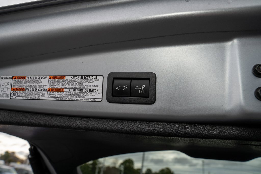 Certified 2024 Toyota Corolla Cross XSE image 6