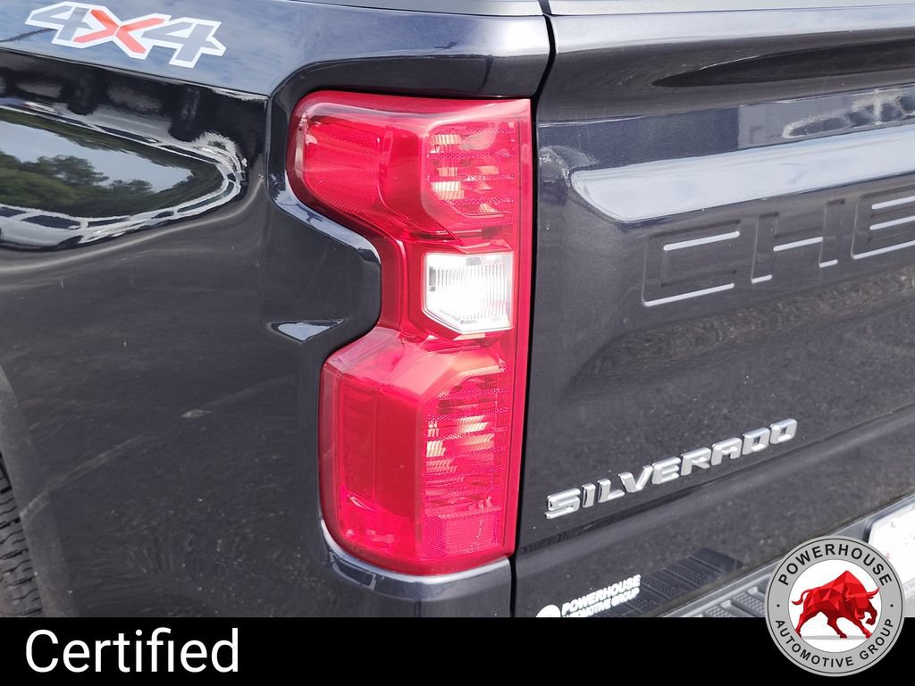 Used 2023 Chevrolet Silverado 1500 LT AWD/4WD image 11