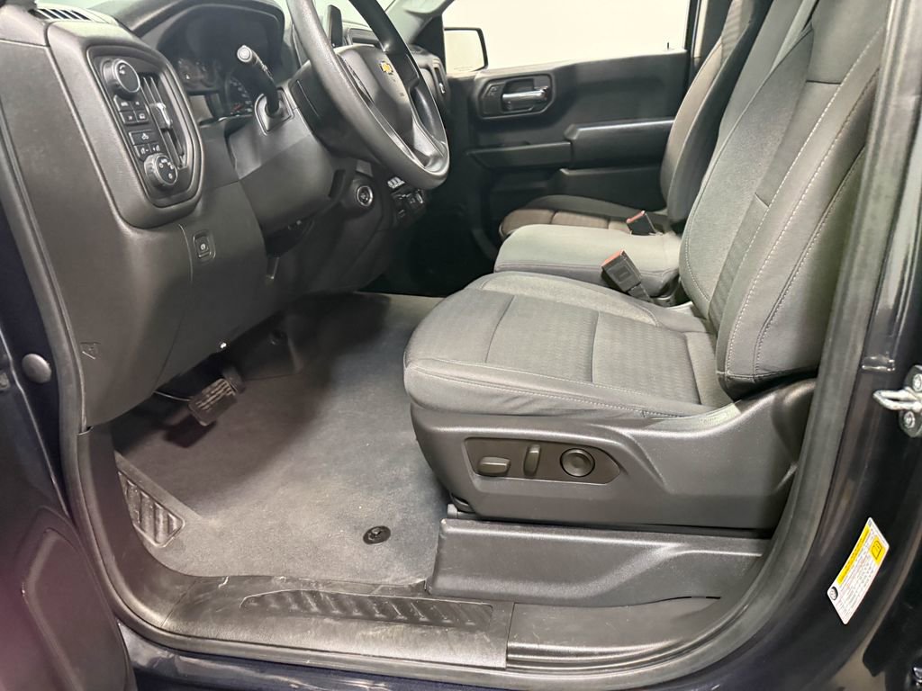 Used 2023 Chevrolet Silverado 1500 Custom image 58