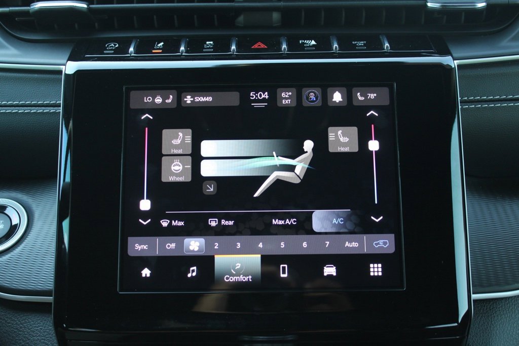 Used 2023 Jeep Grand Cherokee Altitude image 23