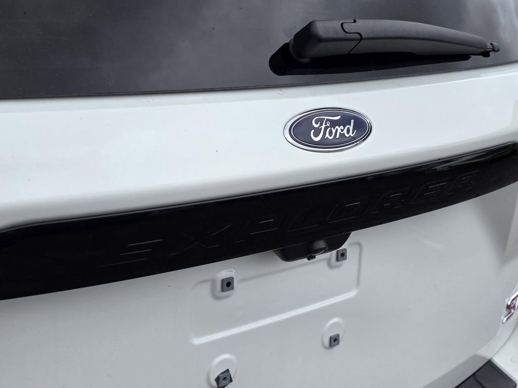 Used 2022 Ford Explorer ST w/ Equipment Group 401A image 38