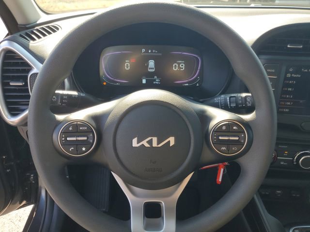 Certified 2025 Kia Soul LX image 15