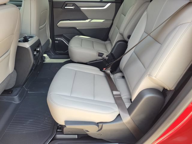 New 2026 GMC Acadia Elevation w/ Elevation Premium Package FWD image 25