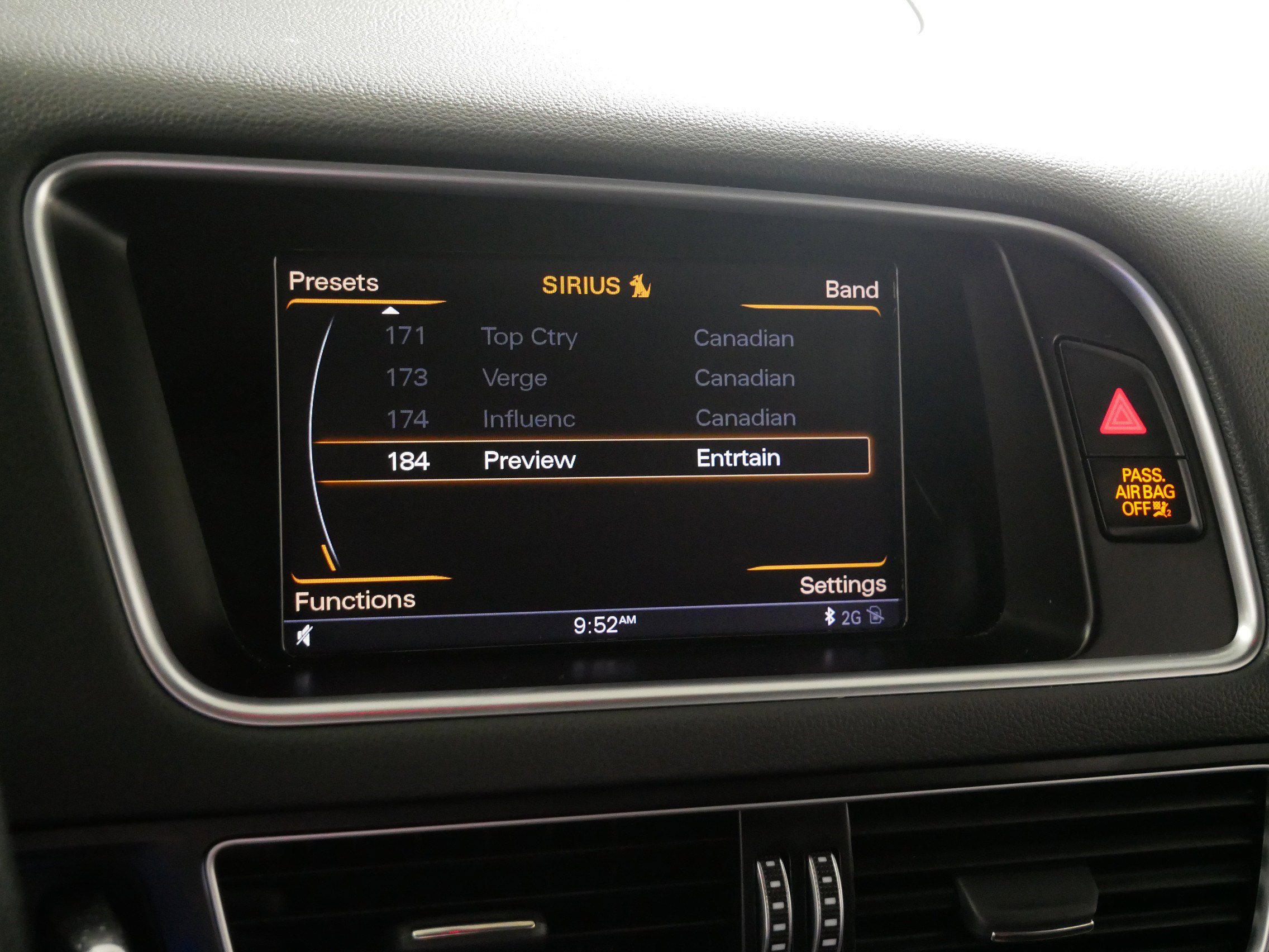 Used 2016 Audi Q5 3.0T Premium Plus w/ Technology Package image 22