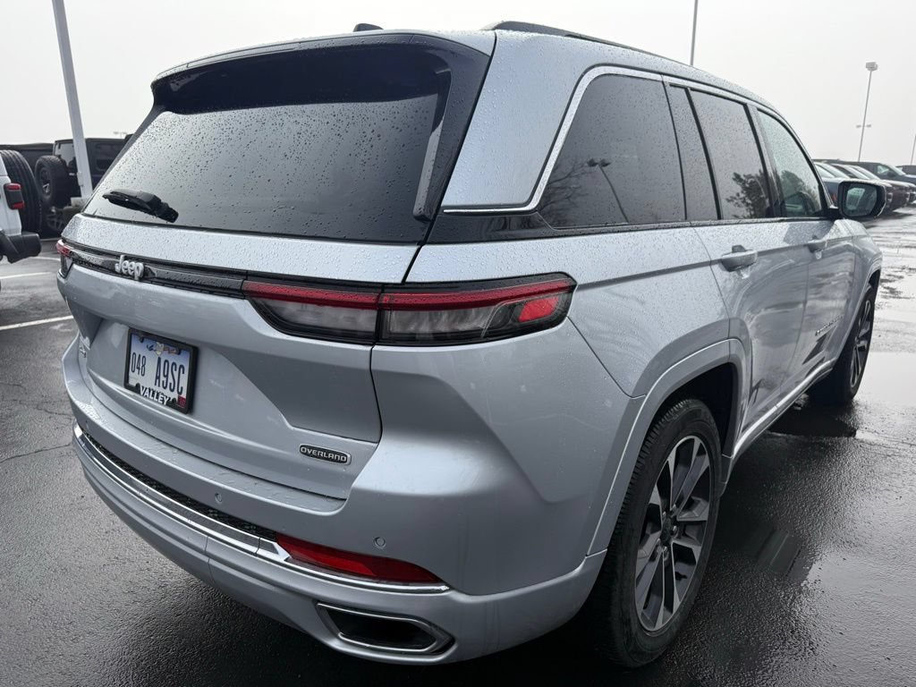New 2025 Jeep Grand Cherokee Overland AWD/4WD image 3
