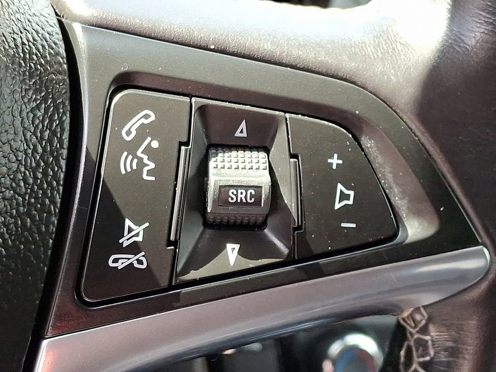 Used 2022 Buick Encore Preferred image 23