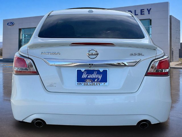 Used 2015 Nissan Altima 3.5 SL FWD image 6