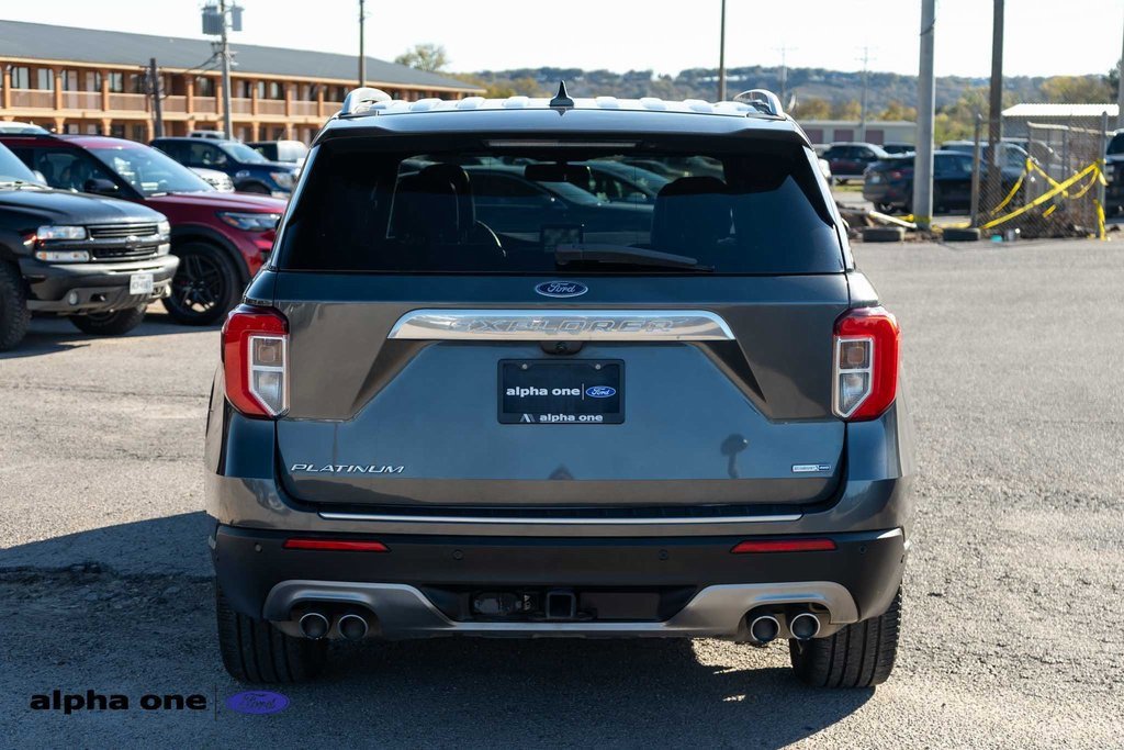 Used 2020 Ford Explorer Platinum w/ Premium Technology Package image 7