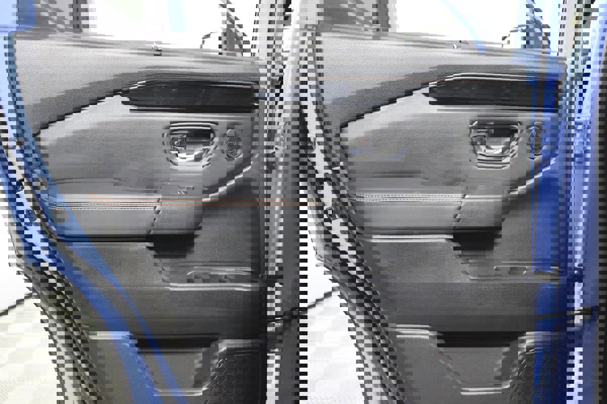 Used 2023 Honda Pilot TrailSport image 29