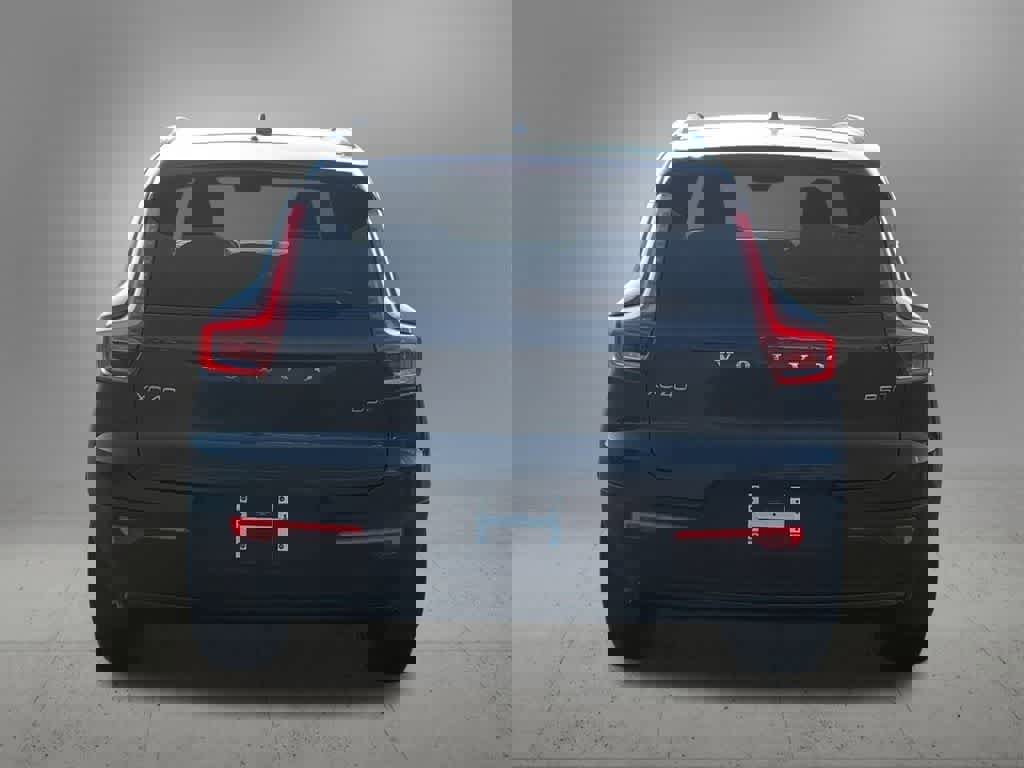 New 2026 Volvo XC40 B5 Core w/ Protection Package Premier image 5