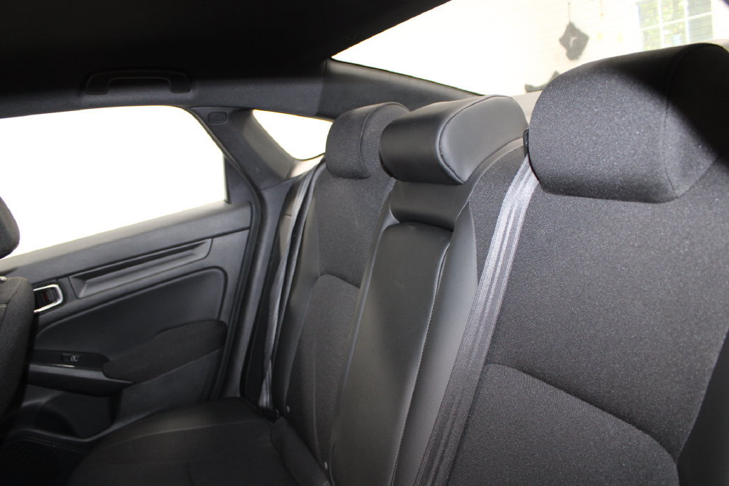 Used 2025 Honda Civic Sport image 17