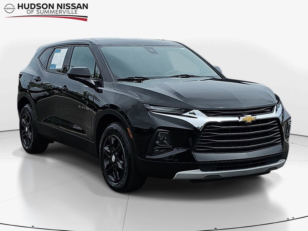 Used 2021 Chevrolet Blazer LT FWD image 1