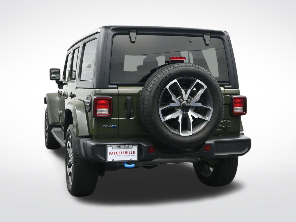 Used 2024 Jeep Wrangler Unlimited w/ Convenience Group AWD/4WD image 9