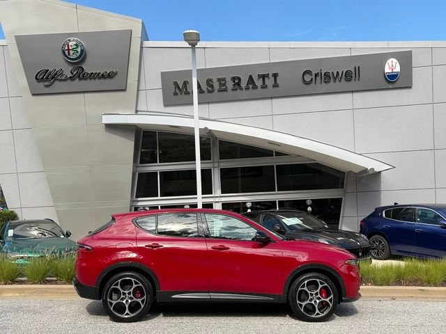 Used 2024 Alfa Romeo Tonale Veloce AWD/4WD image 4