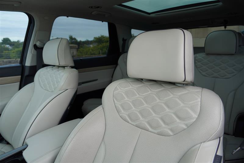 Used 2022 Hyundai Palisade Limited w/ Cargo Package AWD/4WD image 46