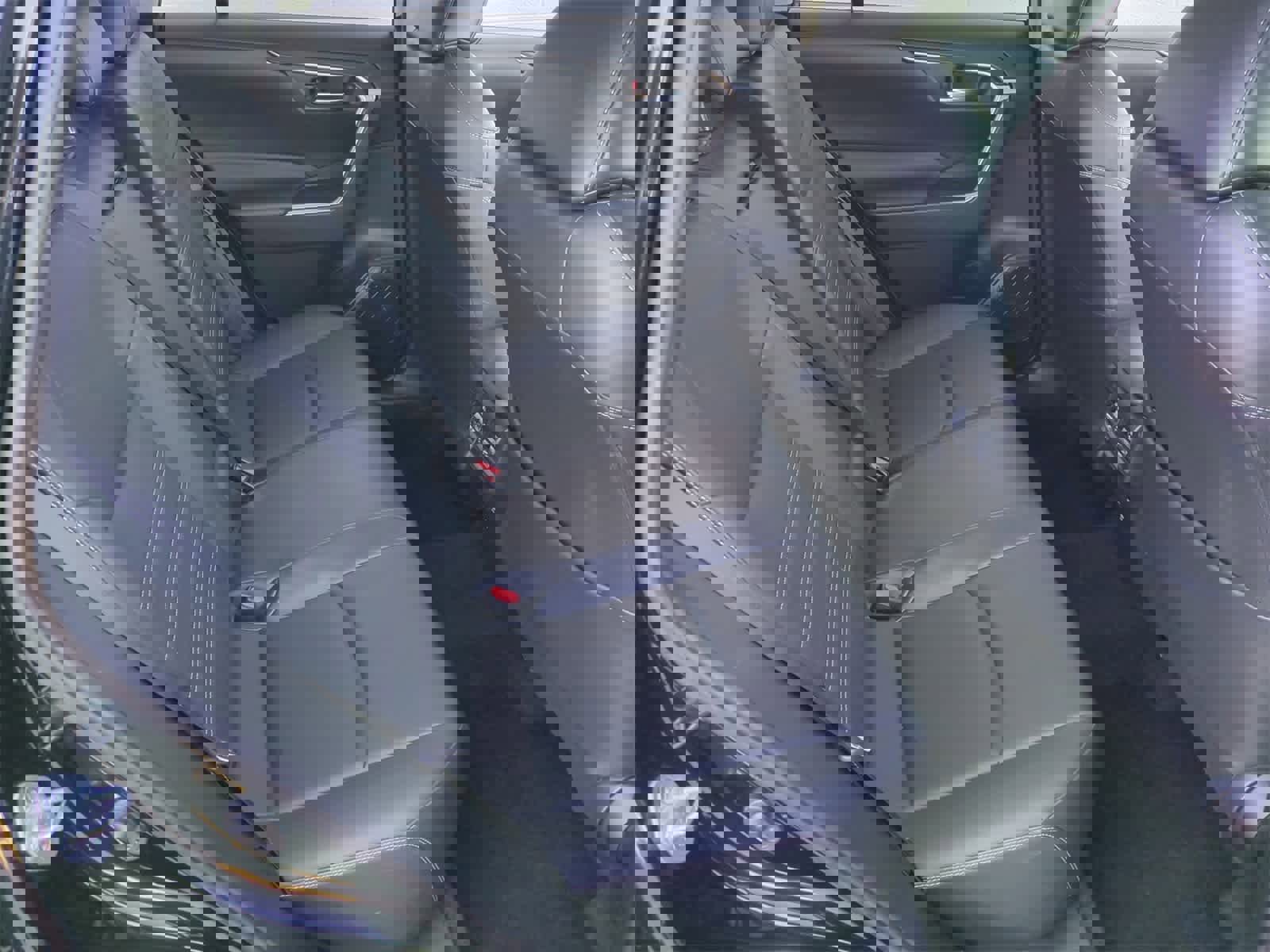 Used 2019 Toyota RAV4 XLE Premium image 21