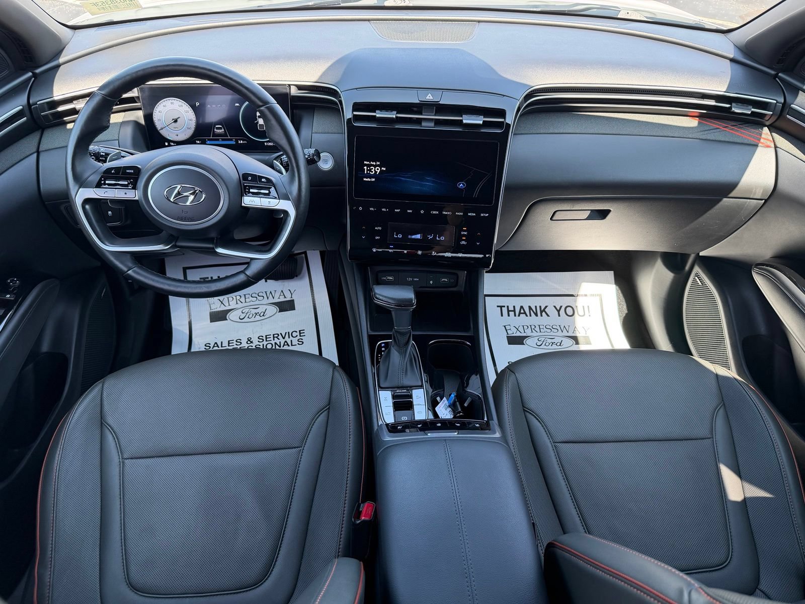 Used 2022 Hyundai Santa Cruz Limited AWD/4WD image 15