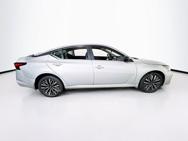 New 2026 Nissan Altima 2.5 SV FWD image 4