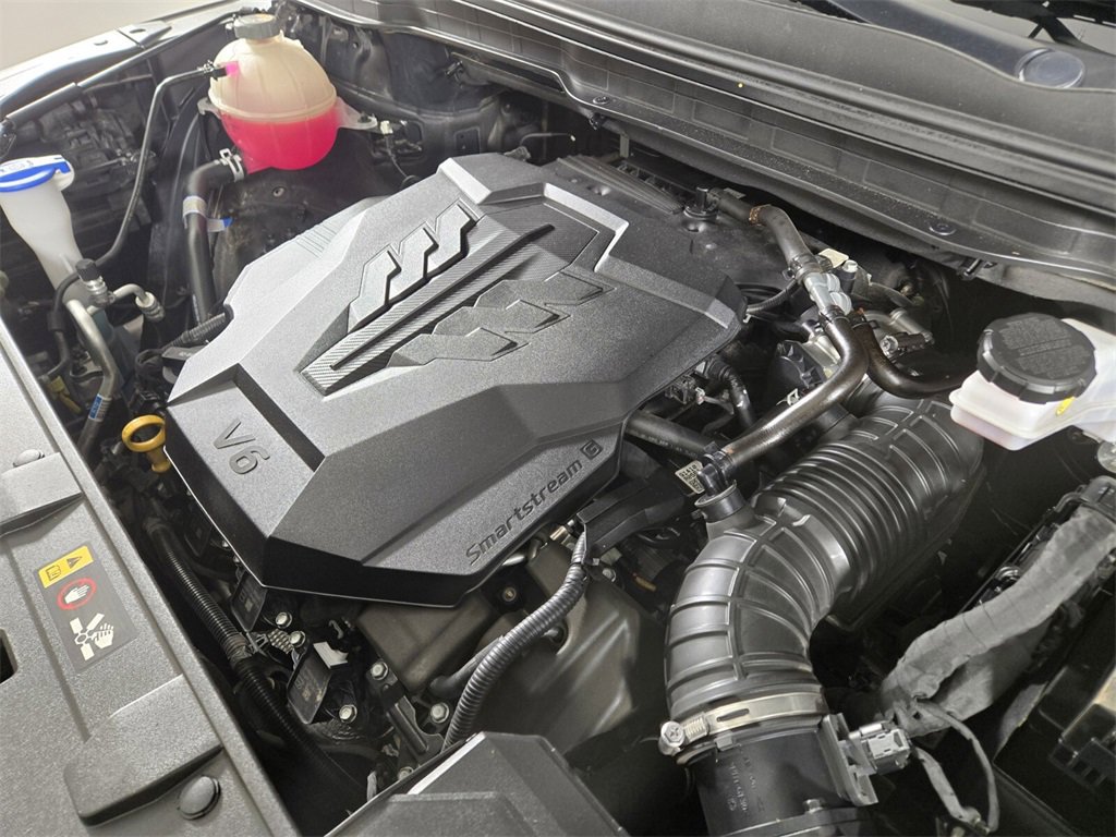 Used 2024 Kia Carnival LX image 23