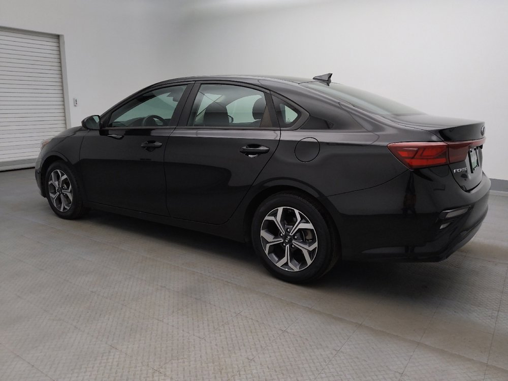 Used 2019 Kia Forte LXS FWD image 3