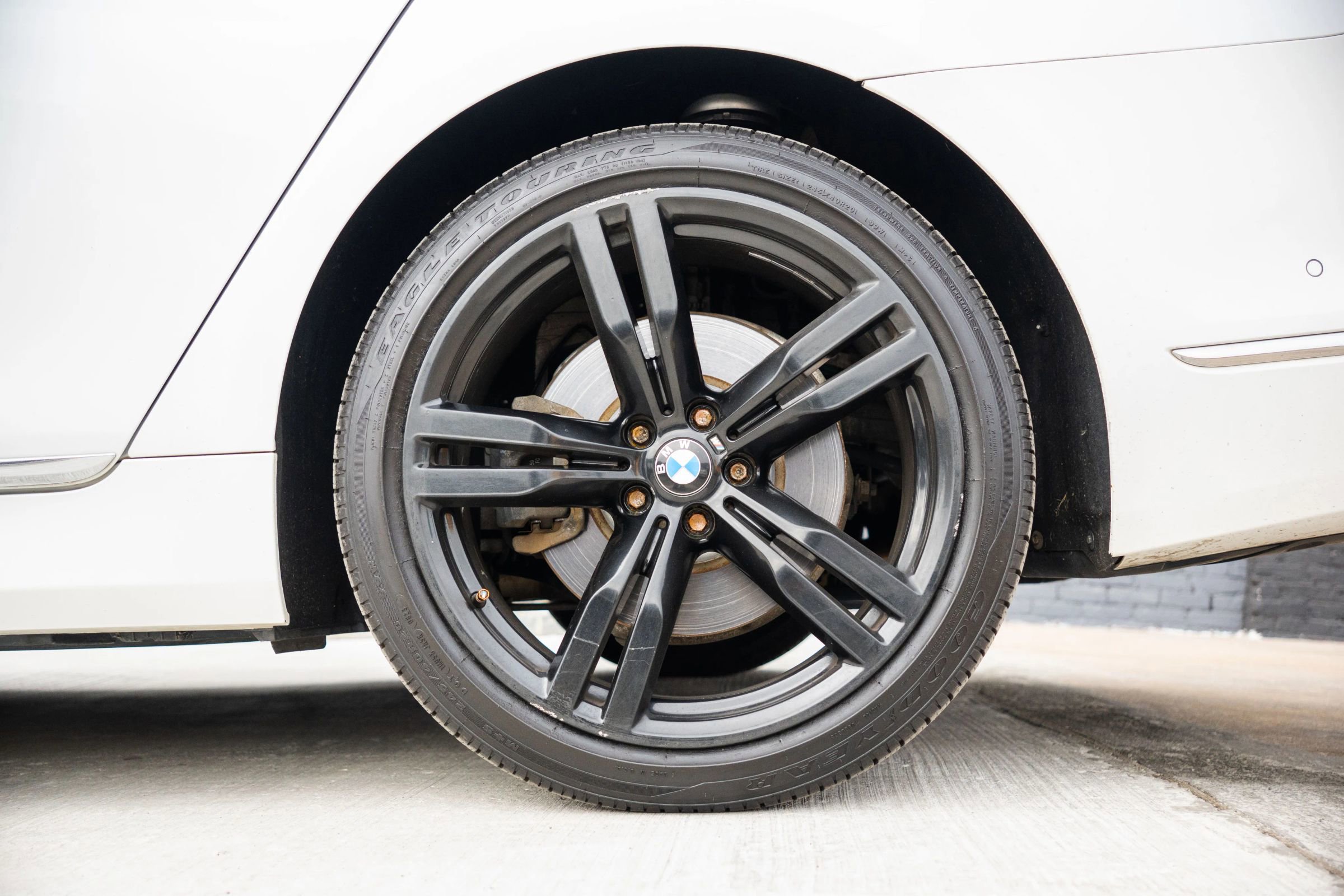 Used 2017 BMW 740i xDrive image 28