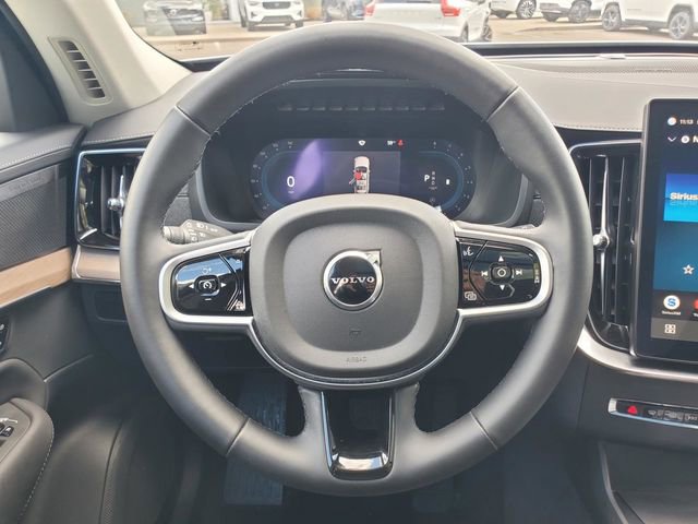 Certified 2025 Volvo XC90 B6 Plus w/ Protection Package Premier AWD/4WD image 29