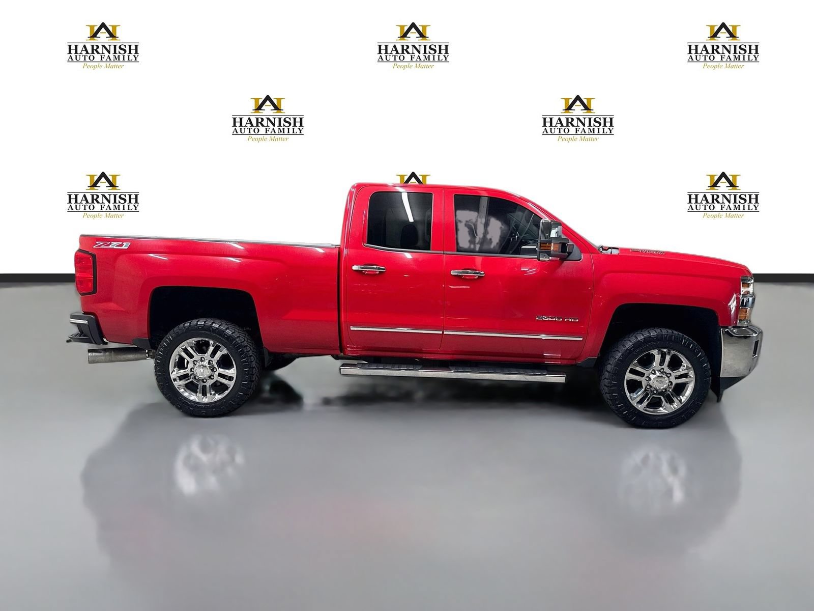 Used 2015 Chevrolet Silverado 2500 LTZ w/ LTZ Plus Package AWD/4WD image 5