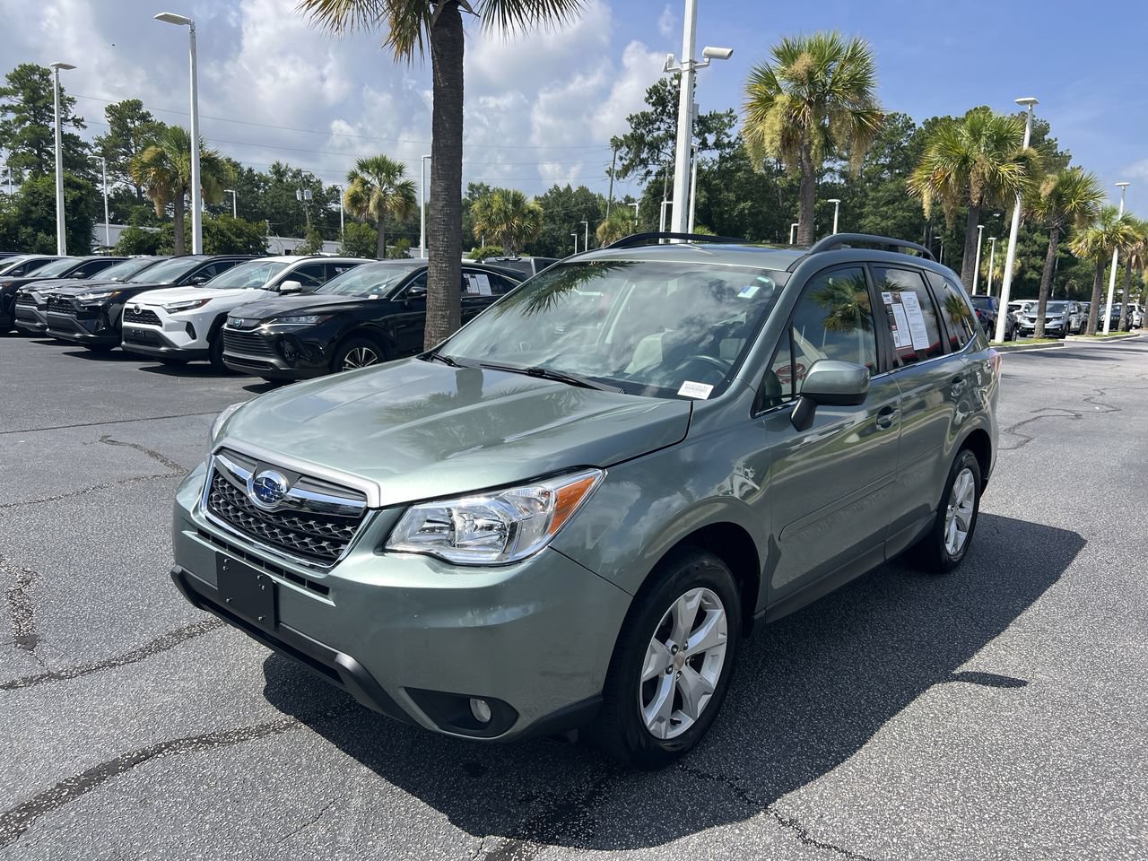 Used 2016 Subaru Forester 2.5i Limited AWD/4WD image 5