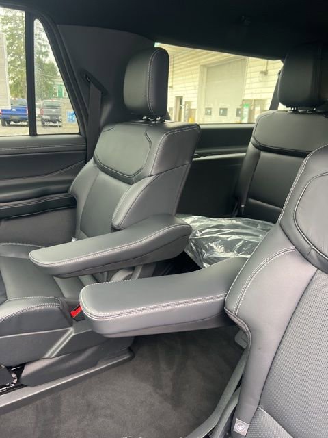 Used 2026 Ford Expedition Max Platinum AWD/4WD image 61