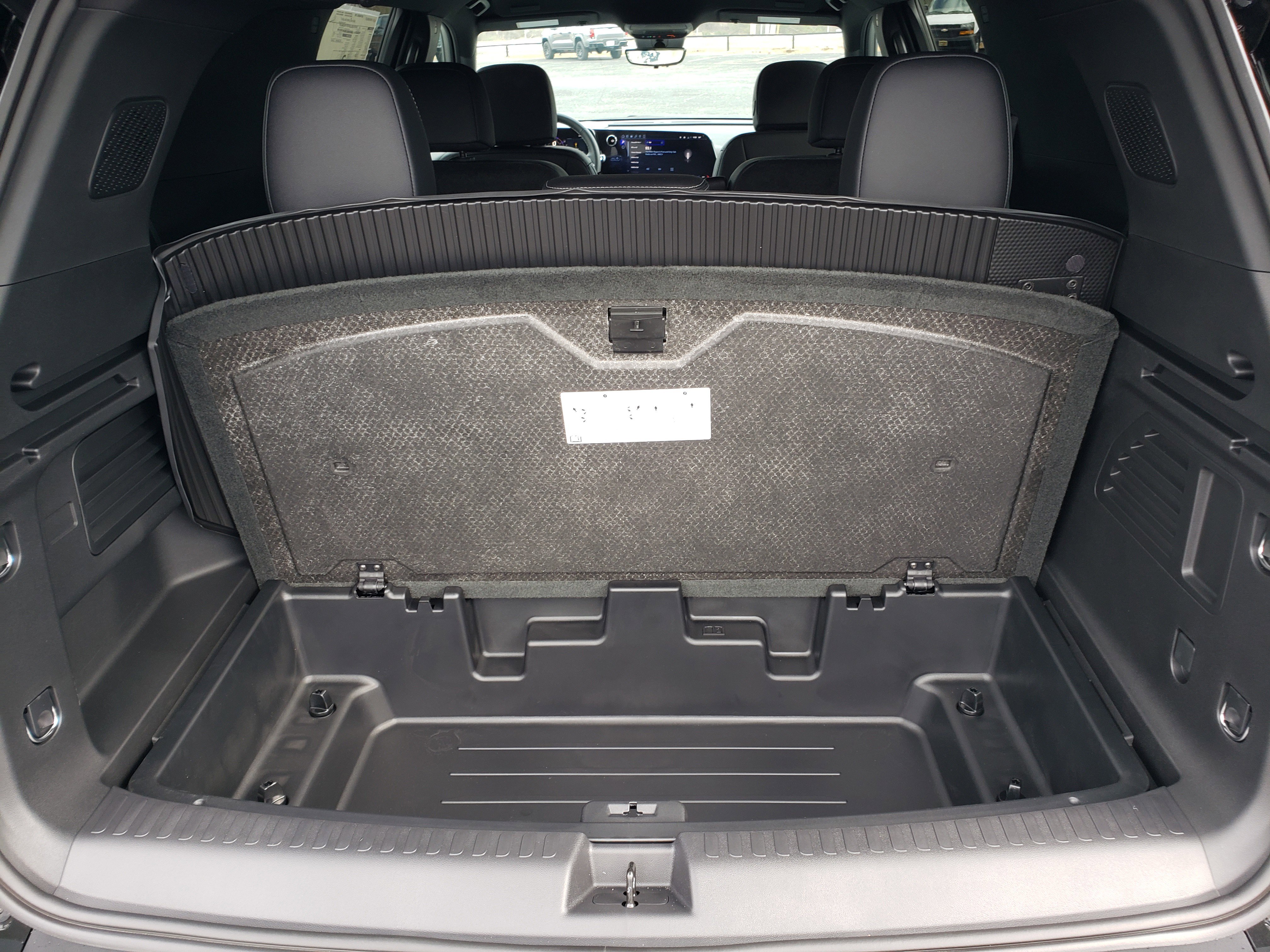 New 2026 Chevrolet Traverse LT w/ Midnight/Sport Edition image 10