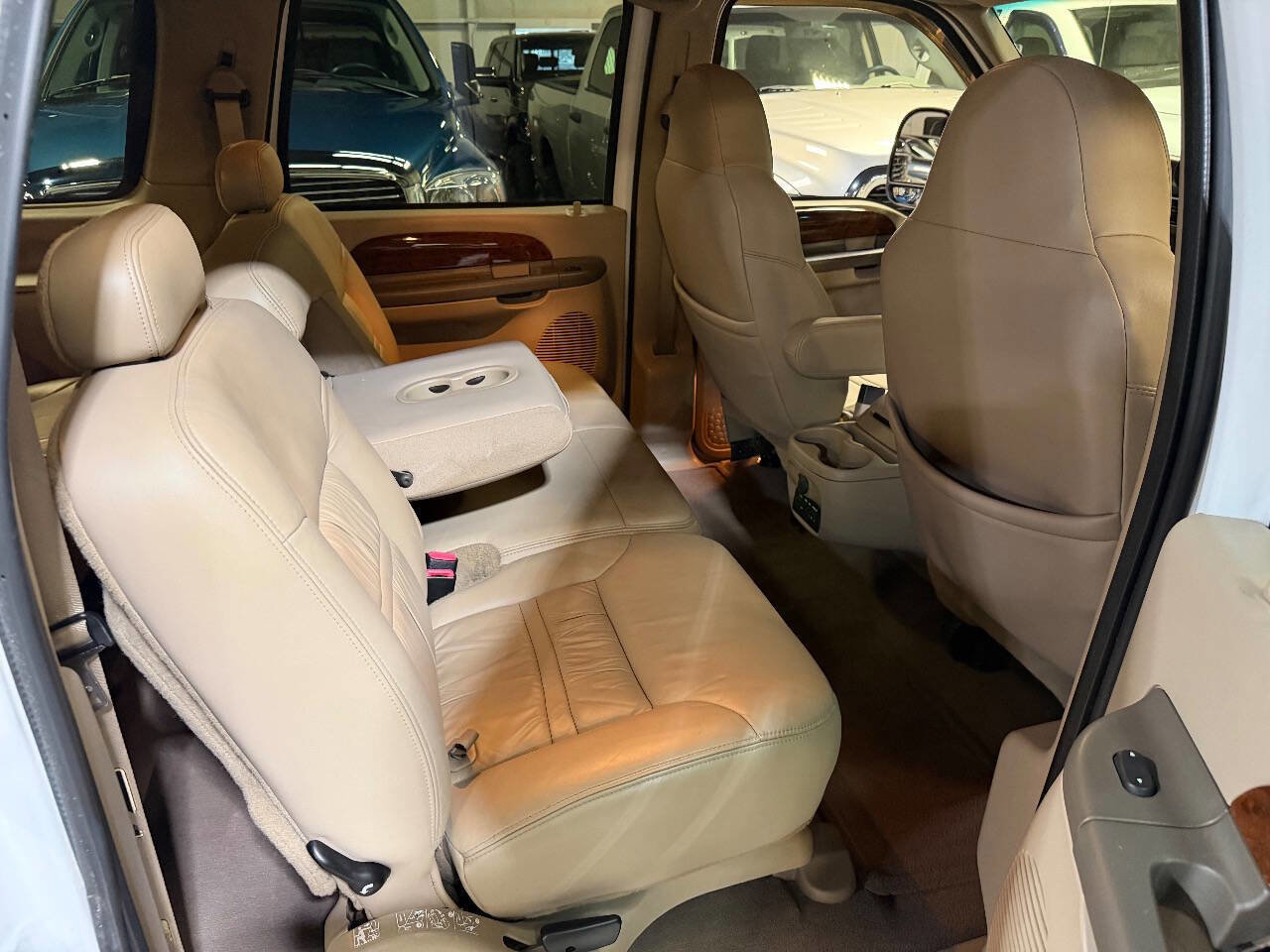 Used 2001 Ford Excursion Limited image 12
