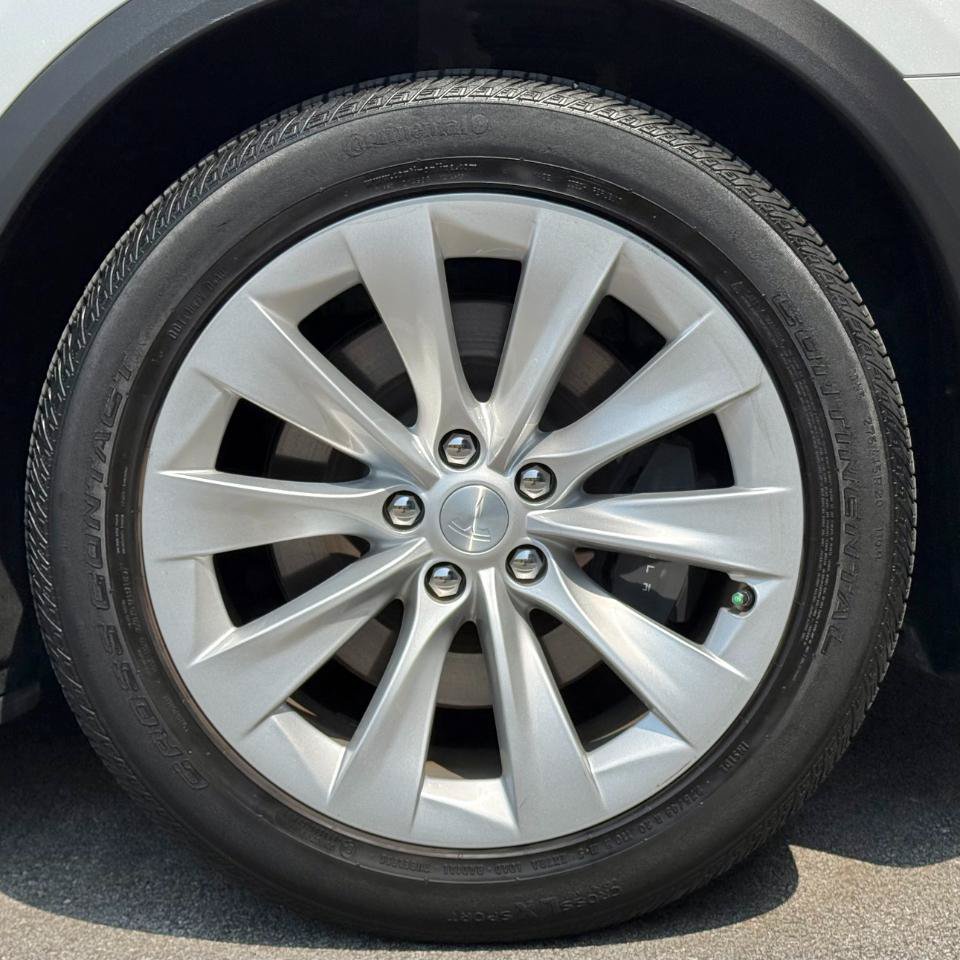 Used 2020 Tesla Model X Long Range AWD/4WD image 20