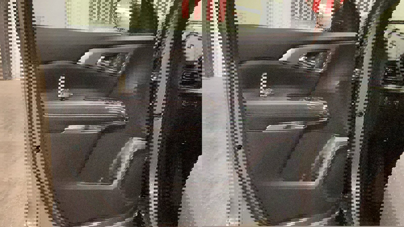 New 2026 Chevrolet Traverse LT w/ Midnight/Sport Edition image 13