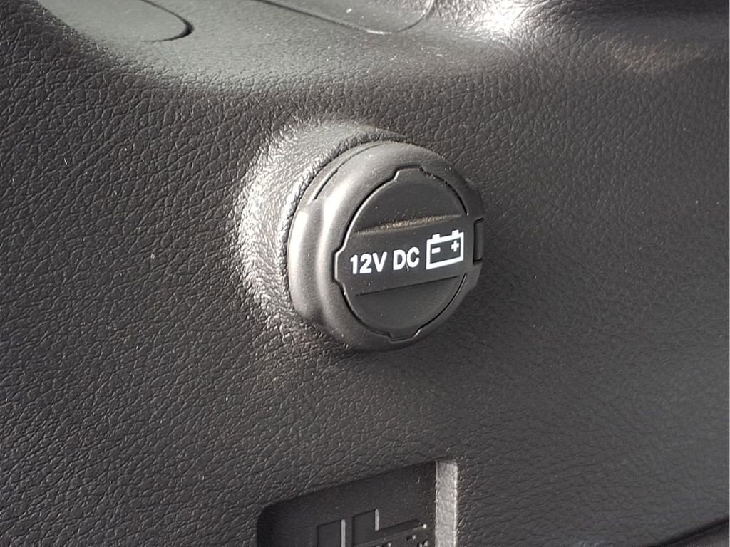 Used 2024 Jeep Wrangler Willys image 25