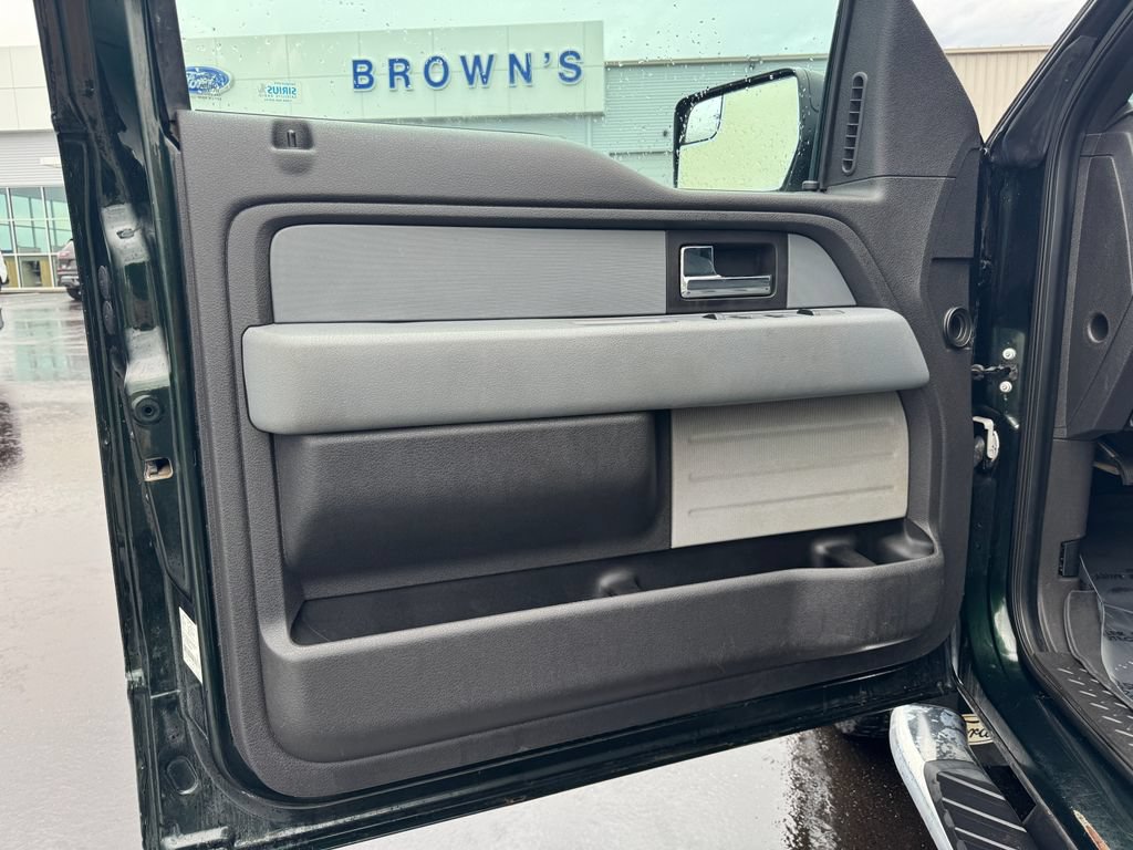 Used 2013 Ford F150 XLT w/ Luxury Equipment Group AWD/4WD image 16