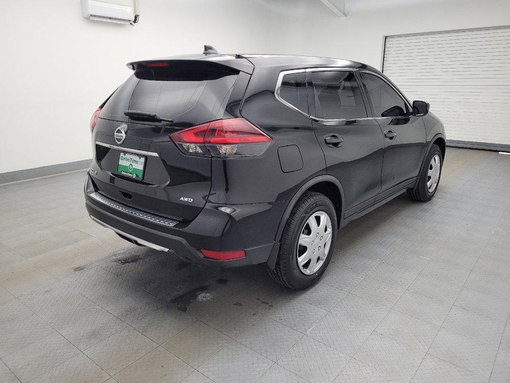 Used 2018 Nissan Rogue S image 9