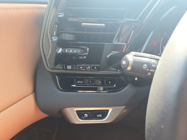 Used 2023 Lexus RX 350 Premium Plus w/ Accessory Package AWD/4WD image 36