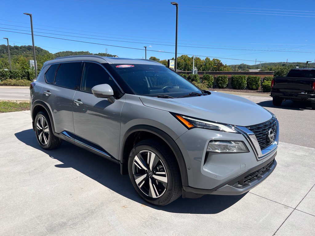 Used 2023 Nissan Rogue SL w/ SL Premium Package FWD image 32