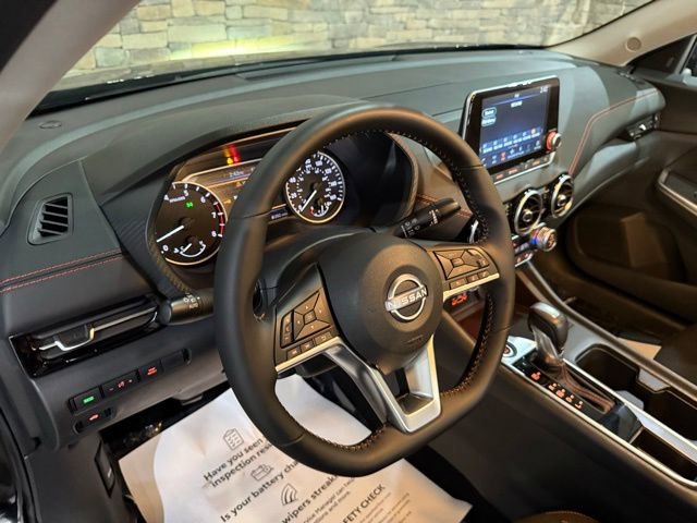 Certified 2025 Nissan Sentra SR w/ Midnight Edition FWD image 12