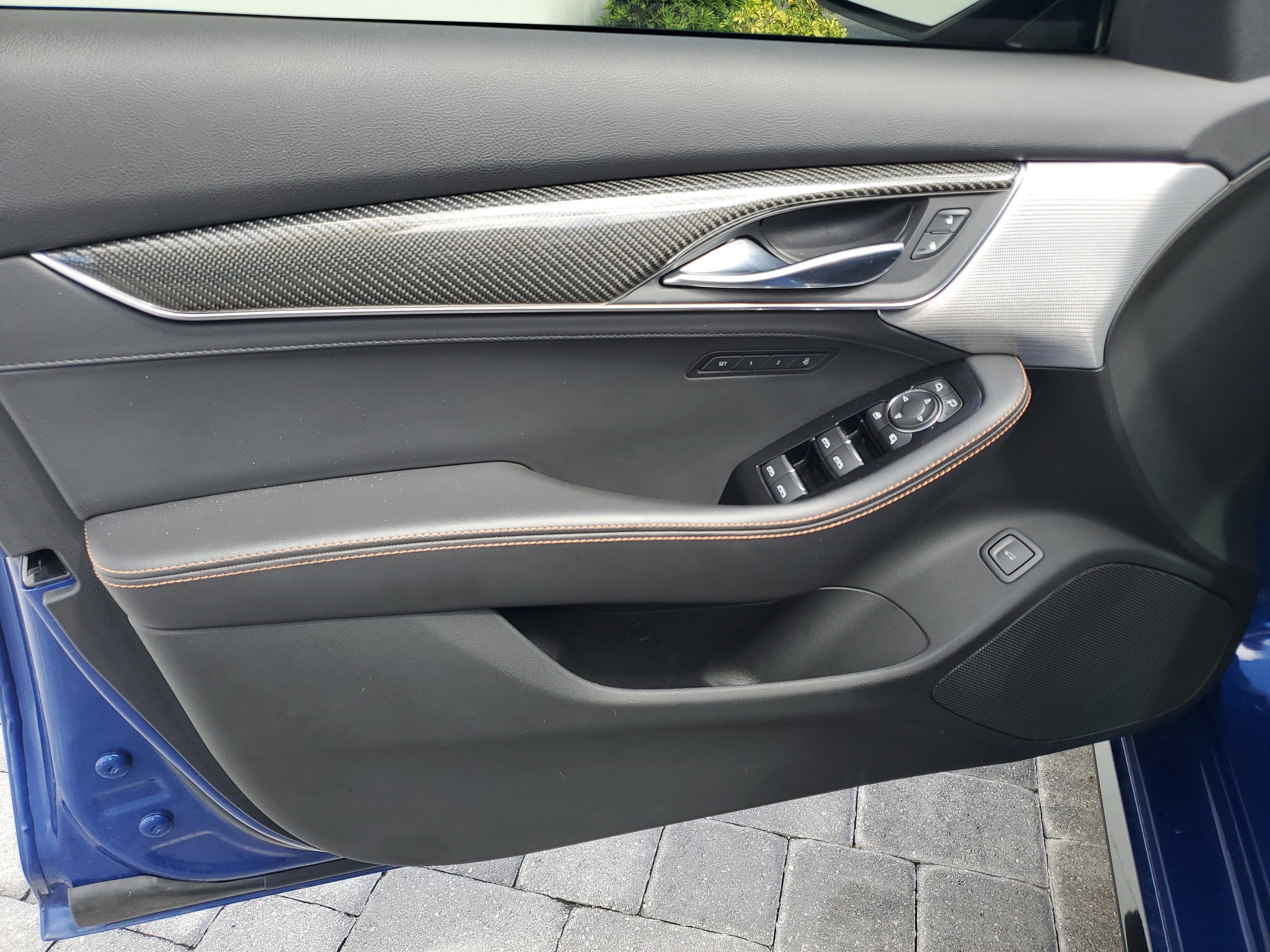 Used 2021 Cadillac CT5 V w/ Premium Package image 9