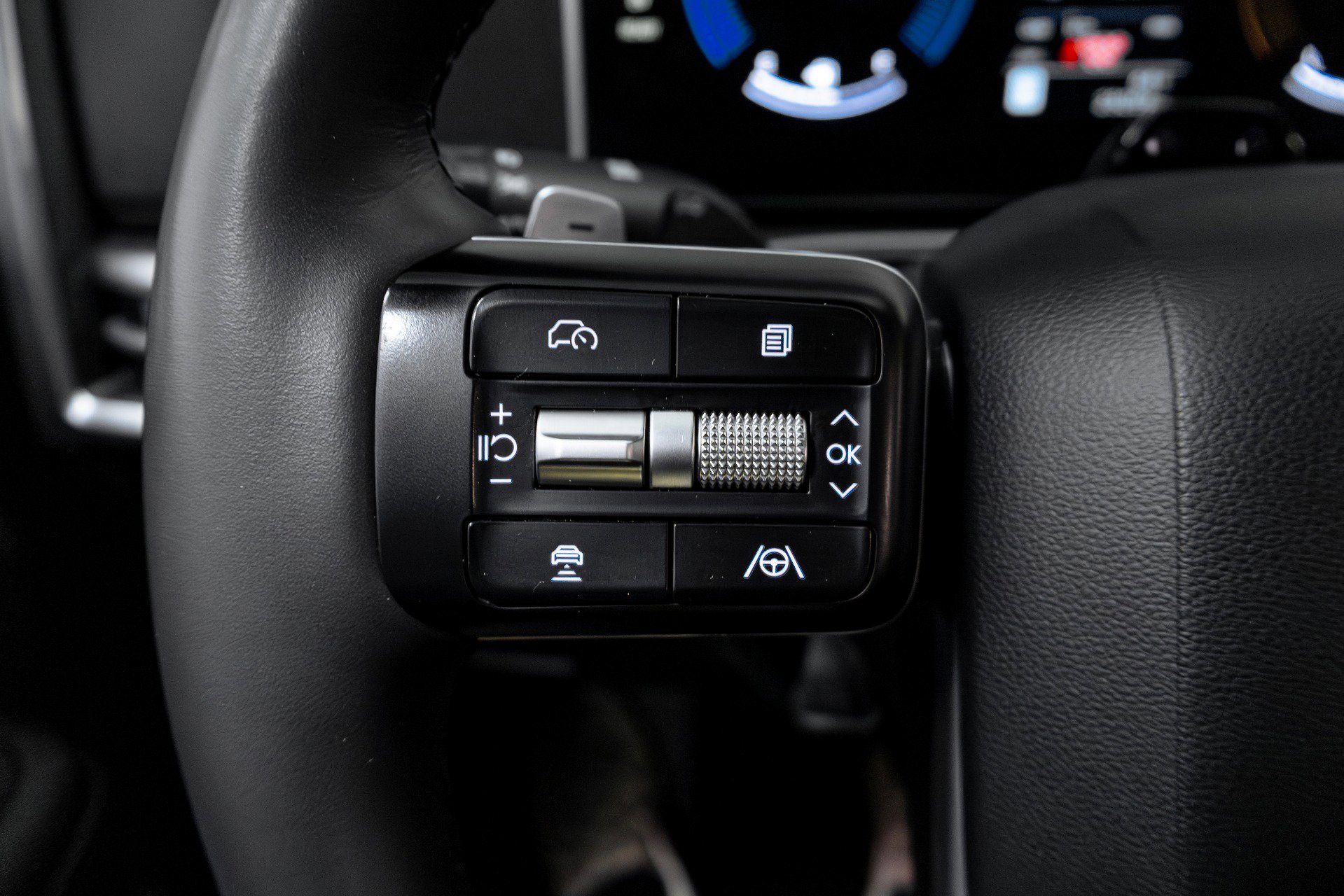 Used 2025 Hyundai Santa Fe SEL image 53