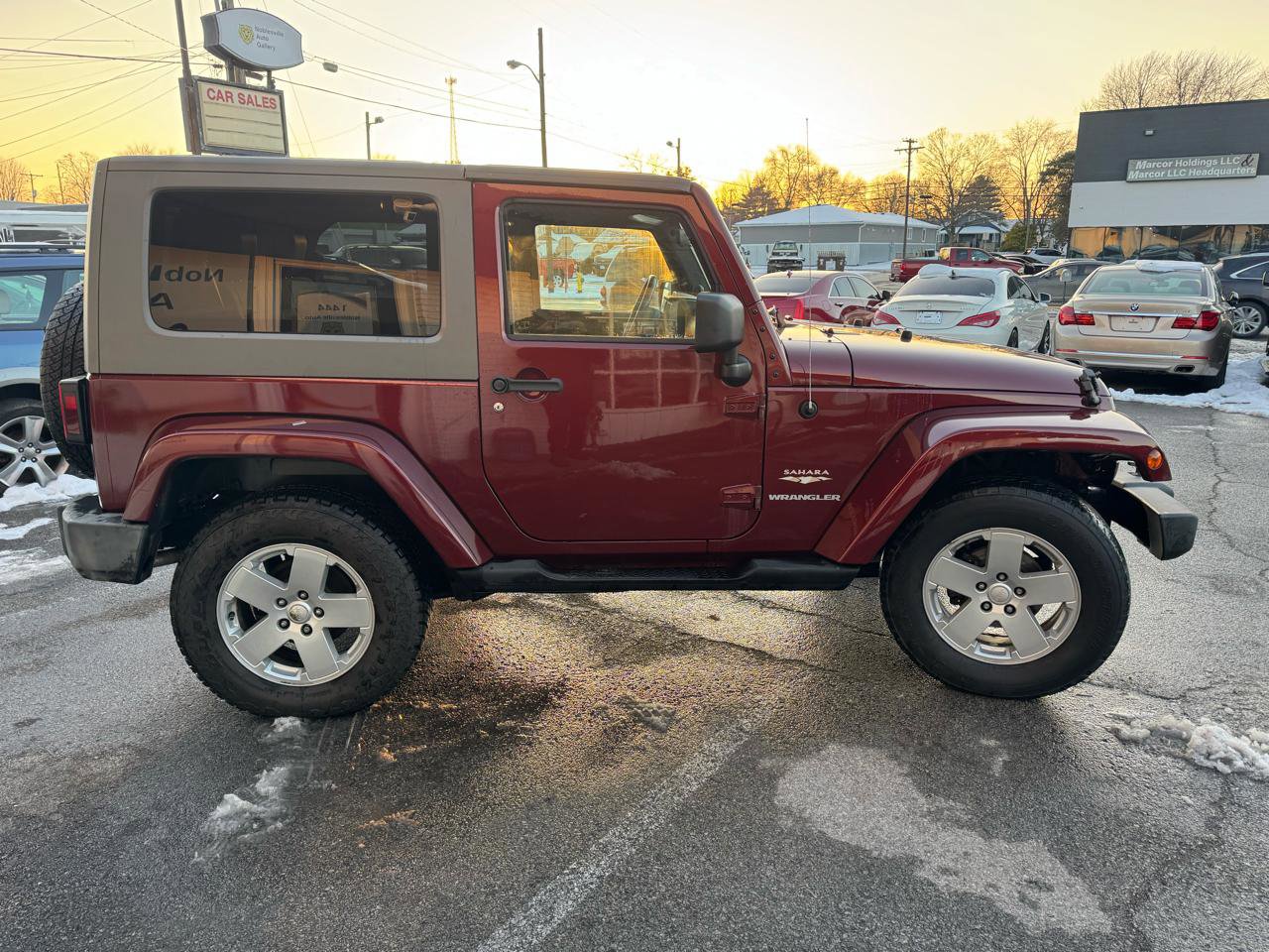 Used 2008 Jeep Wrangler Sahara w/ Dual Top Group AWD/4WD image 6