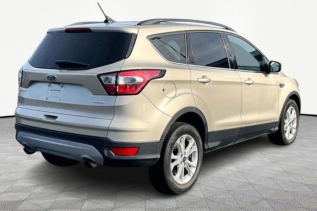 Used 2018 Ford Escape SEL image 5