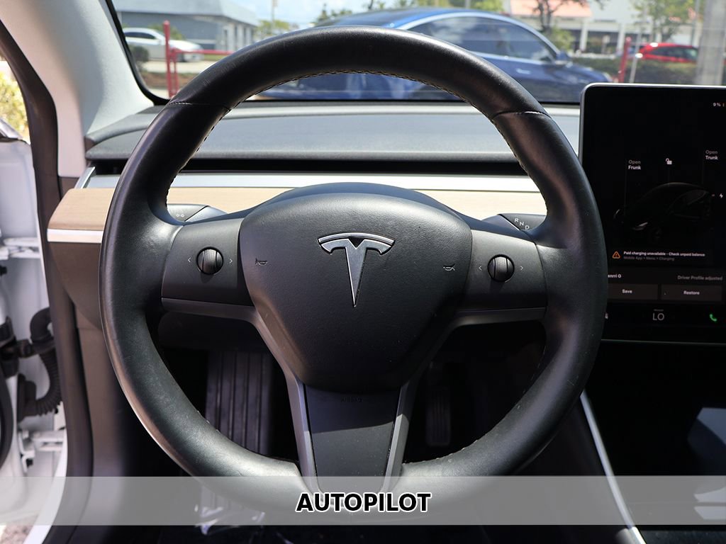 Used 2018 Tesla Model 3 Long Range AWD/4WD image 3