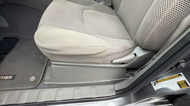 Used 2020 Nissan Frontier SV AWD/4WD image 21