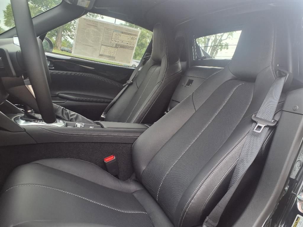 New 2025 MAZDA MX-5 Miata RF Grand Touring w/ Appearance Package image 11