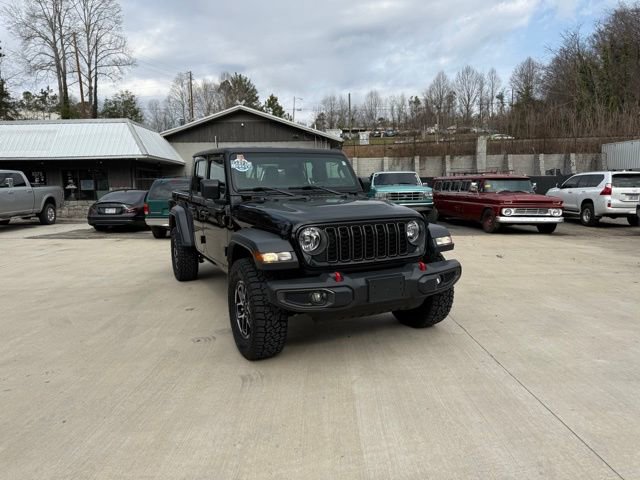 Used 2024 Jeep Gladiator Sport AWD/4WD image 13