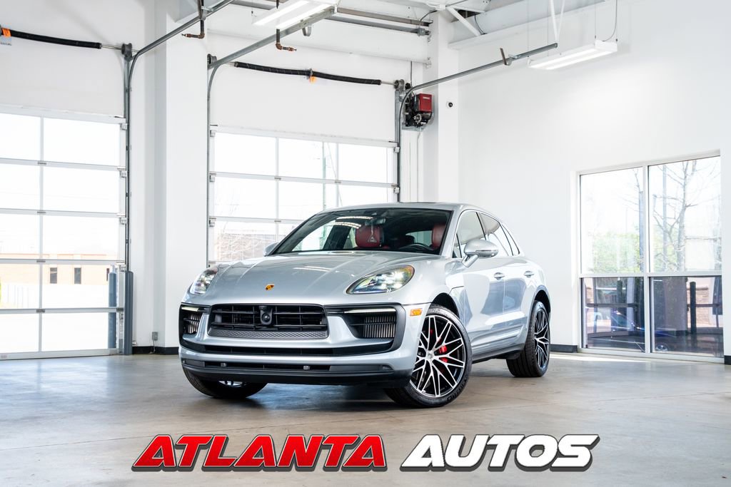 Used 2023 Porsche Macan S image 1